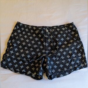 Gap Patterned Shorts